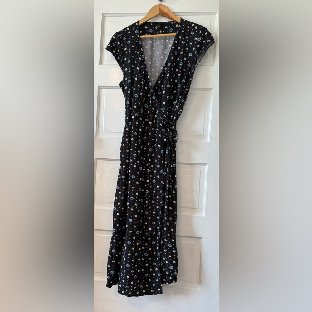 JCrew Mercantile. Size Large wrap dress.